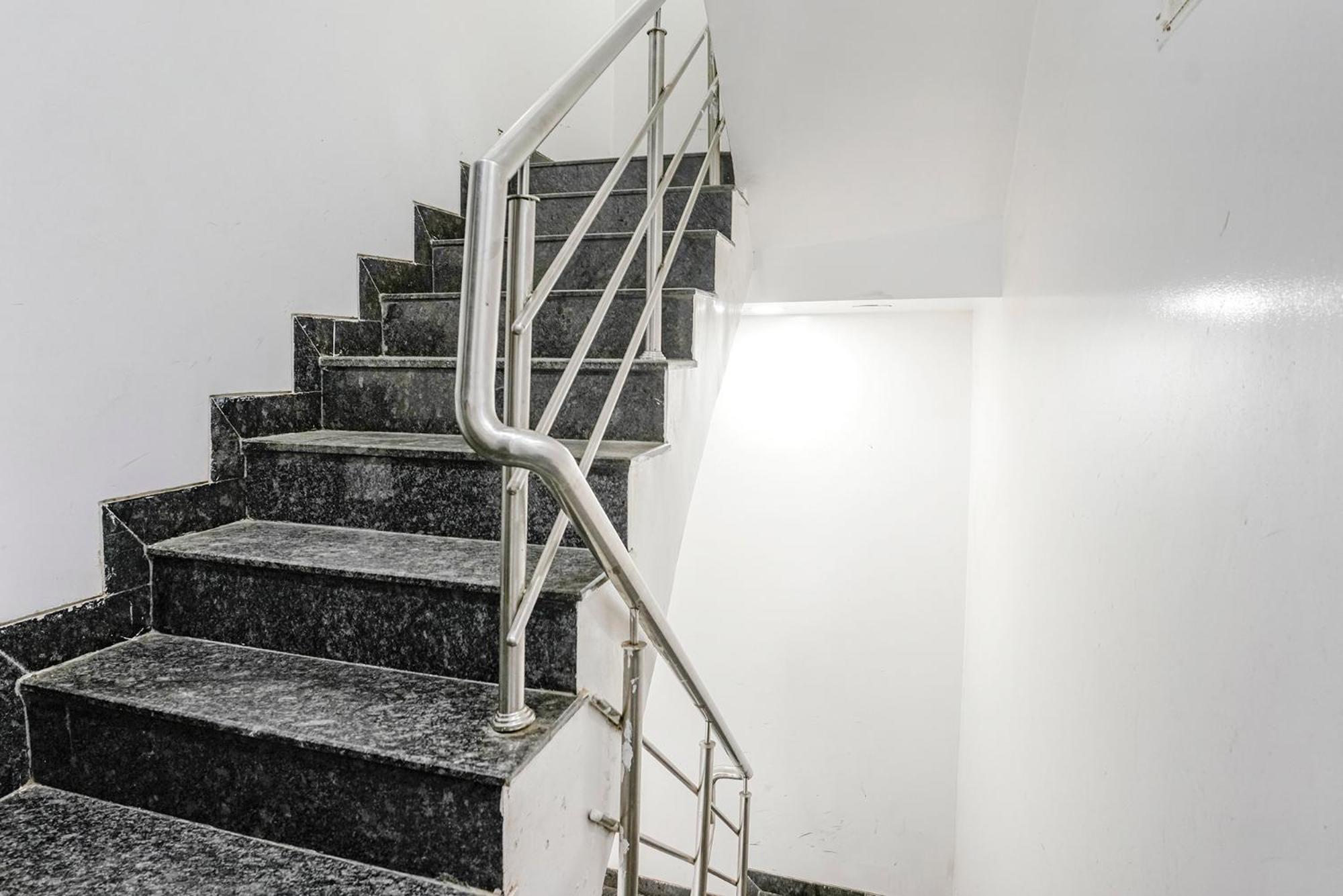 Fabhotel Sai Plaza Executive - Chatrapati Sambhaji アウランガーバード エクステリア 写真
